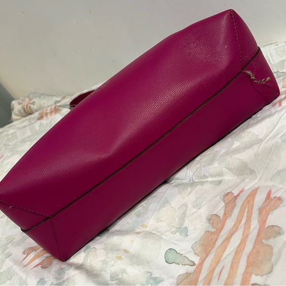 New Kate Spade Tote - Picture 5 of 7